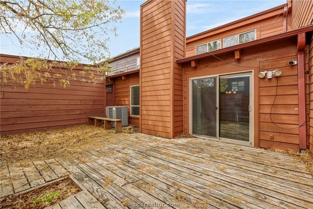 1508 Wolf Run, College Station, TX 77840