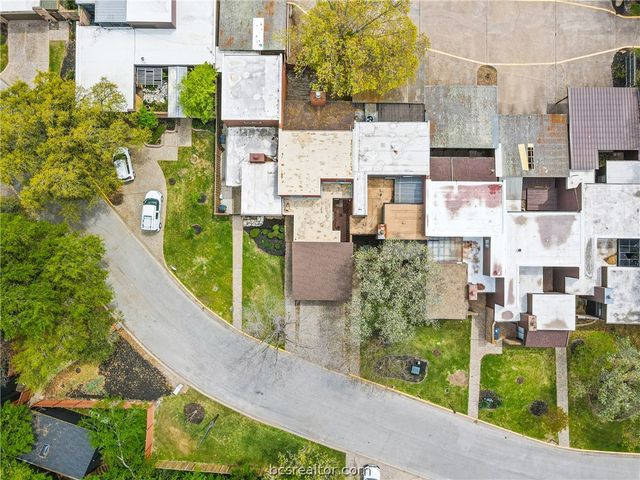 1508 Wolf Run, College Station, TX 77840