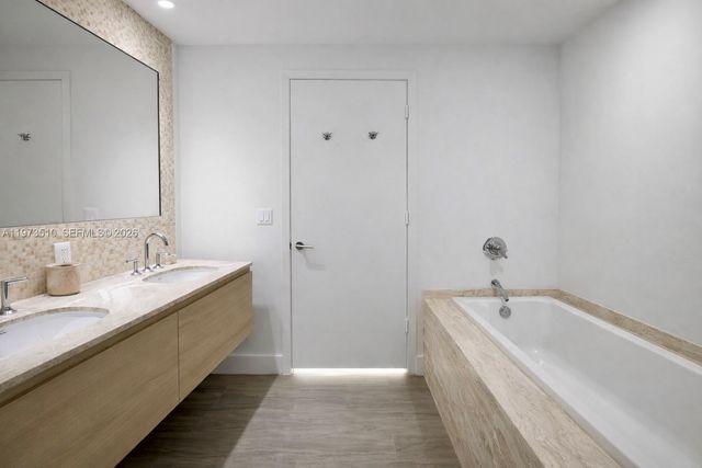 2900 NE 7th Ave 3606, Miami, FL 33137