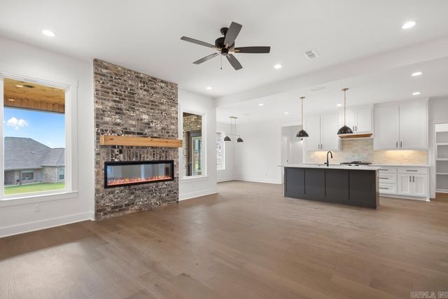 103 Dylan, Benton, AR 72015