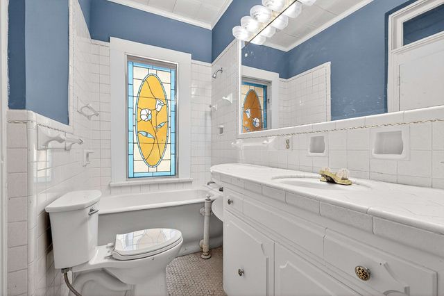 408 NE Atlantic St, Tullahoma, TN 37388