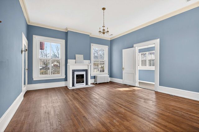 408 NE Atlantic St, Tullahoma, TN 37388