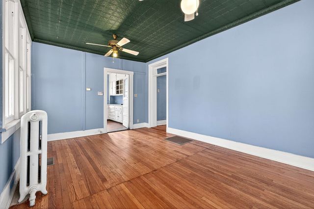 408 NE Atlantic St, Tullahoma, TN 37388