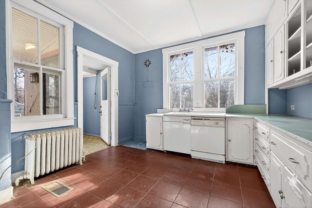 408 NE Atlantic St, Tullahoma, TN 37388