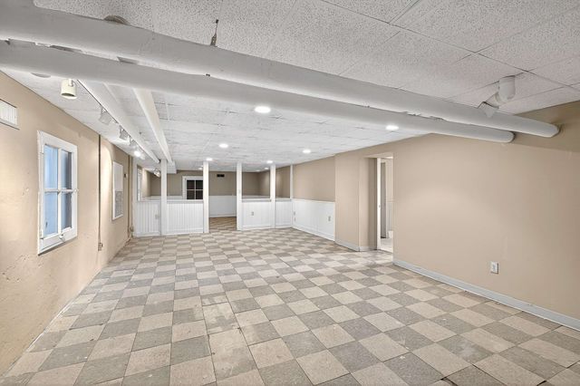 408 NE Atlantic St, Tullahoma, TN 37388