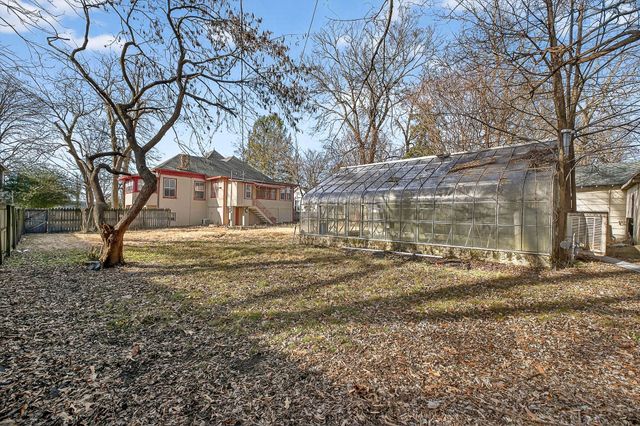 408 NE Atlantic St, Tullahoma, TN 37388