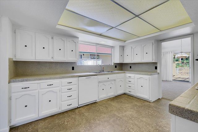 11631 Redwing Ct, Penn Valley, CA 95946