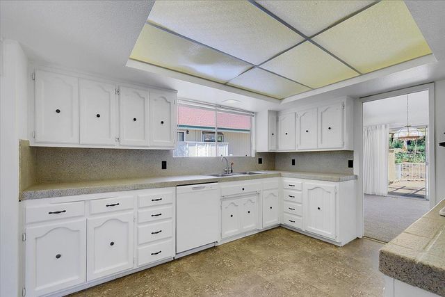 11631 Redwing Ct, Penn Valley, CA 95946