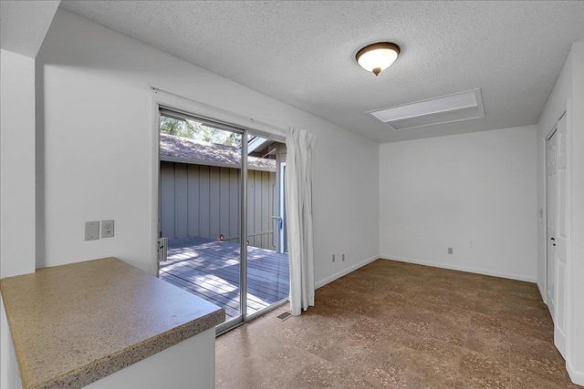 11631 Redwing Ct, Penn Valley, CA 95946