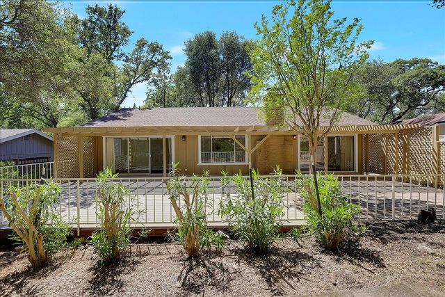 11631 Redwing Ct, Penn Valley, CA 95946