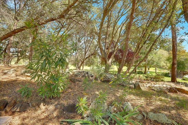 11631 Redwing Ct, Penn Valley, CA 95946