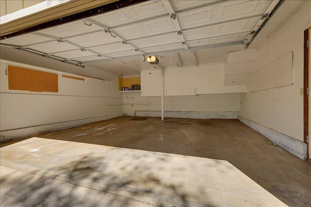 11631 Redwing Ct, Penn Valley, CA 95946