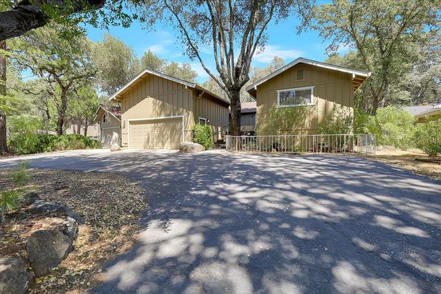 11631 Redwing Ct, Penn Valley, CA 95946