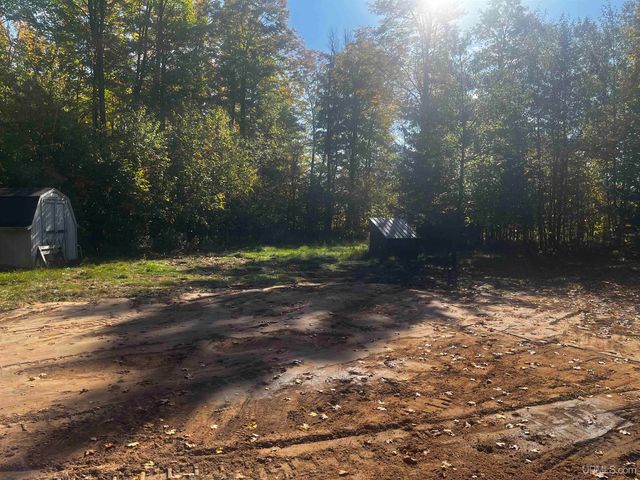 E 4104 Storm Road, Chatham, MI 49816