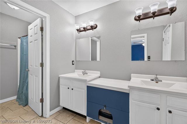 420 N 14th Street, Van Buren, AR 72956