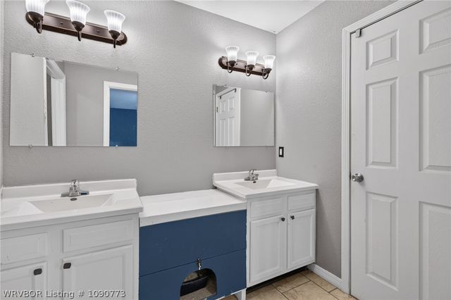 420 N 14th Street, Van Buren, AR 72956