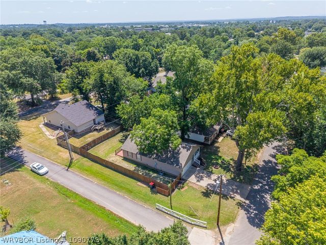 420 N 14th Street, Van Buren, AR 72956