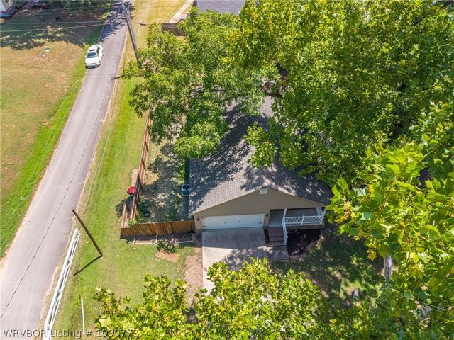 420 N 14th Street, Van Buren, AR 72956
