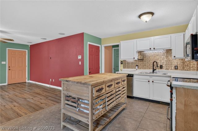 420 N 14th Street, Van Buren, AR 72956