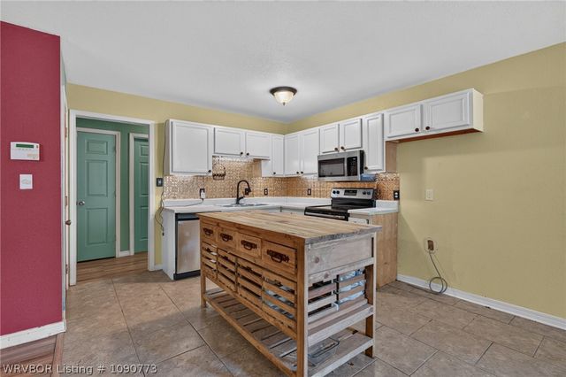 420 N 14th Street, Van Buren, AR 72956