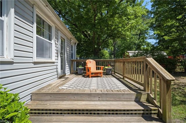 4063 Maple DR, Chesapeake, VA 23321