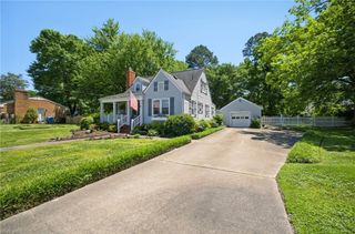 4063 Maple DR, Chesapeake, VA 23321
