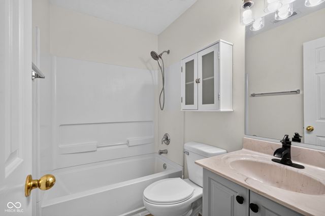 14878 War Emblem Drive, Noblesville, IN 46060