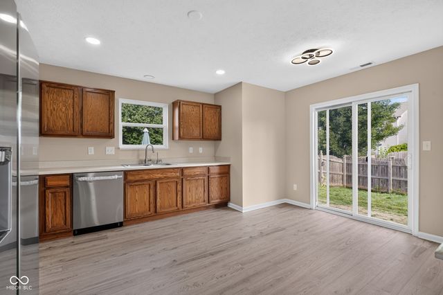 14878 War Emblem Drive, Noblesville, IN 46060