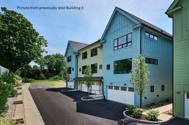 10 Hawley Street 4B, Northampton, MA 01060