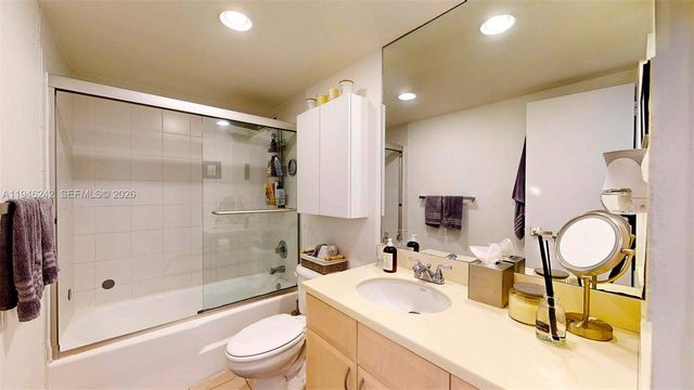 5600 Collins Ave 10A, Miami Beach, FL 33140