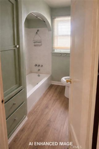 4006 Arlington, Los Angeles, CA 90008