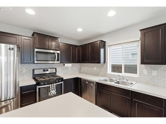 653 Ne 138TH Pl 93, Vancouver, WA 98684