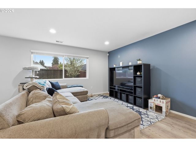 653 Ne 138TH Pl 93, Vancouver, WA 98684