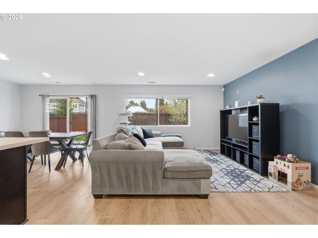 653 Ne 138TH Pl 93, Vancouver, WA 98684