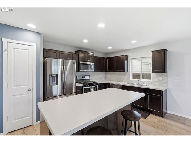 653 Ne 138TH Pl 93, Vancouver, WA 98684