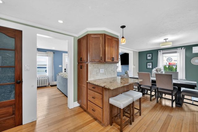 400 El Paso St, Springfield, MA 01104