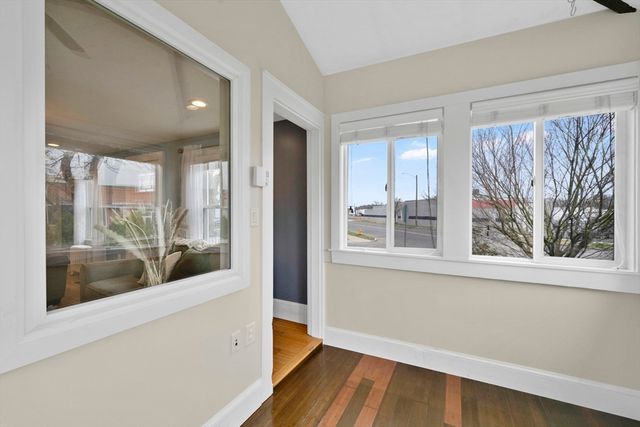 400 El Paso St, Springfield, MA 01104
