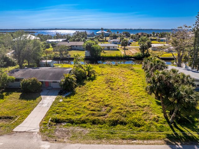 188 Danforth Drive, Port Charlotte, FL 33980