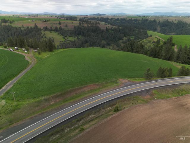 000 Hwy 99, Troy, ID 83871