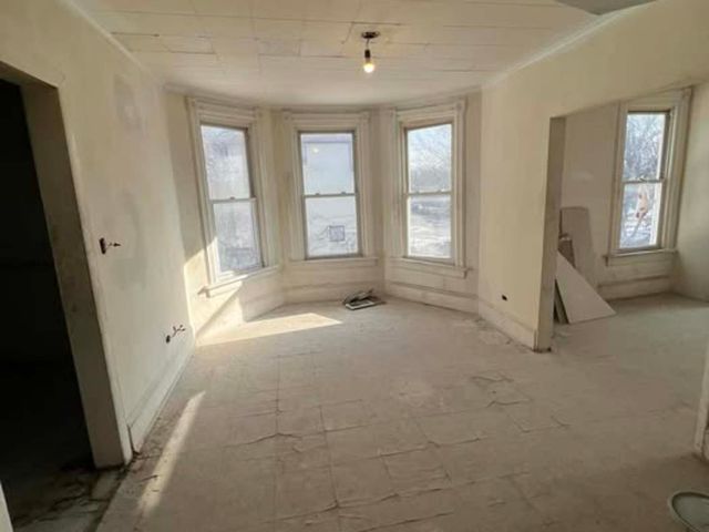 1412 E 76th Street, Chicago, IL 60619