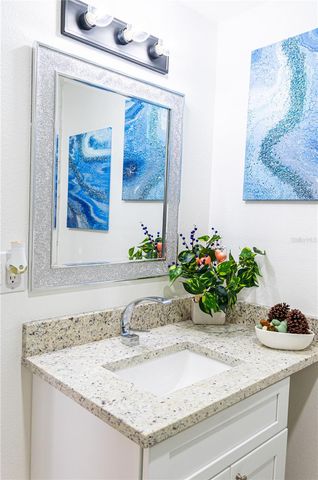 922 CR 482A, Lake Panasoffkee, FL 33538