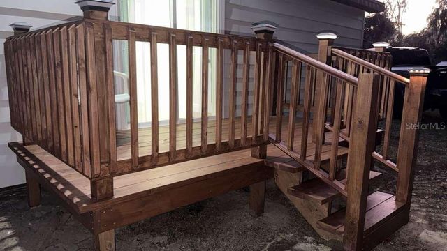 922 CR 482A, Lake Panasoffkee, FL 33538