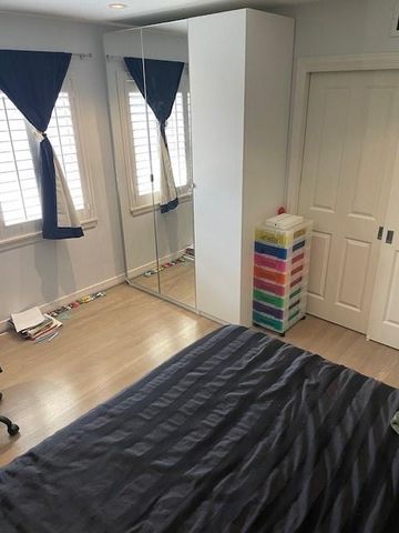 5232 Piping Rock Lane, Houston, TX 77056