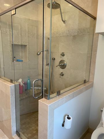 5232 Piping Rock Lane, Houston, TX 77056