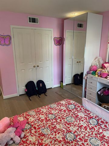 5232 Piping Rock Lane, Houston, TX 77056