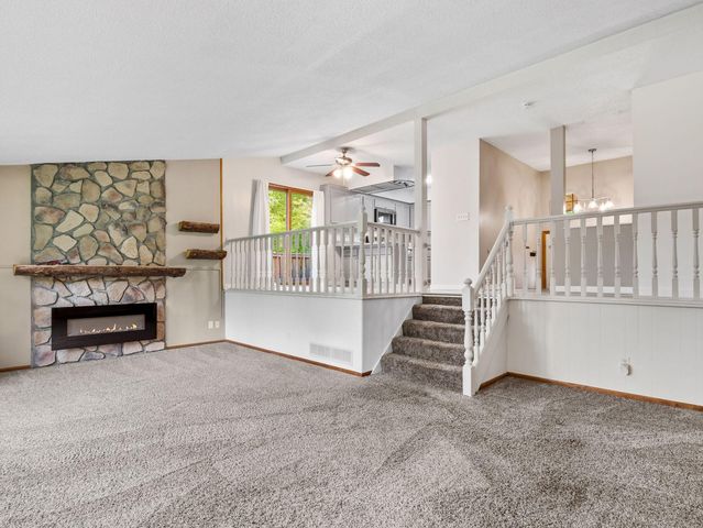 5393 Flagstaff Circle SE, Prior Lake, MN 55372
