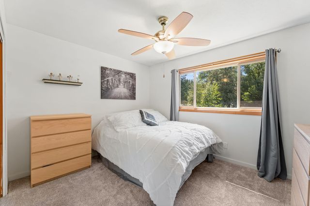 5393 Flagstaff Circle SE, Prior Lake, MN 55372
