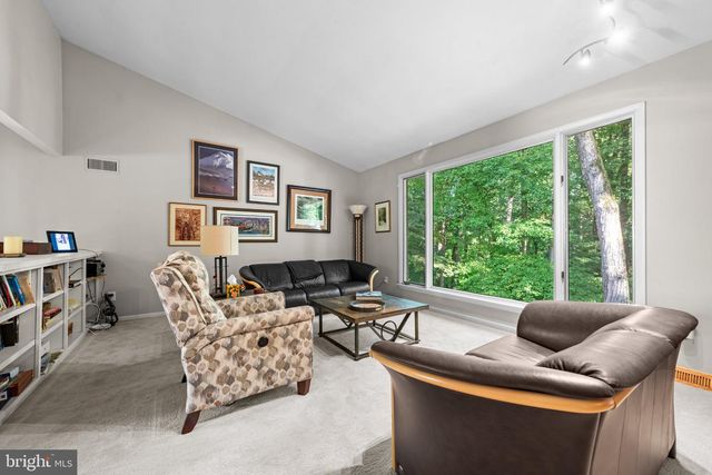 10 WINTERBERRY CT, Glen Arm, MD 21057