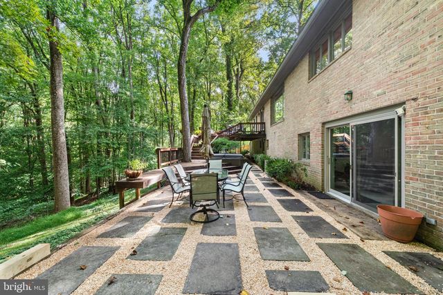 10 WINTERBERRY CT, Glen Arm, MD 21057