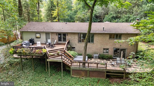 10 WINTERBERRY CT, Glen Arm, MD 21057